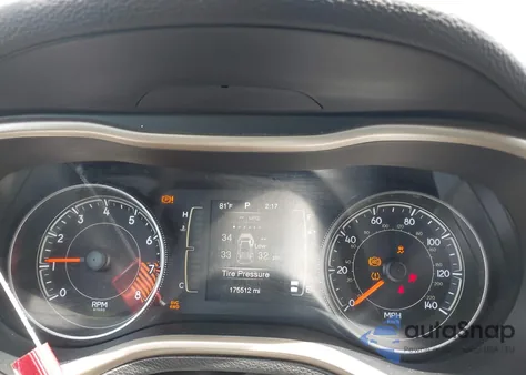 2015 Jeep Cherokee Latitude z USA, uszkodzony, nr VIN 1C4PJMCS4FW509983